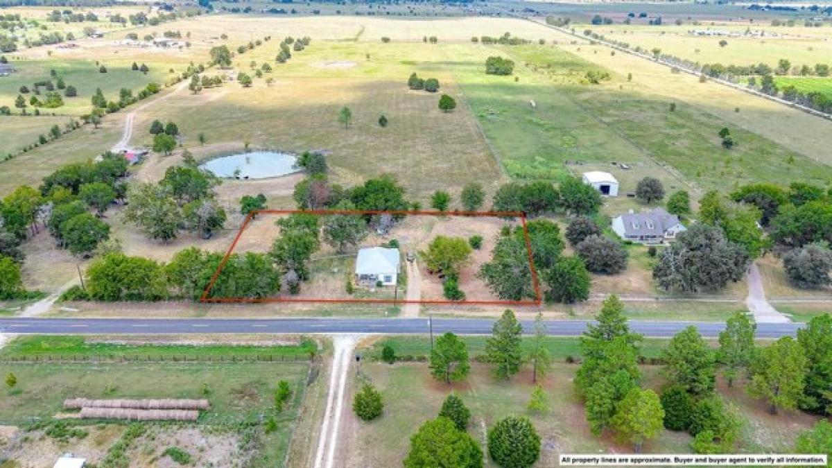 Picture of Home For Sale in Kerens, Texas, United States