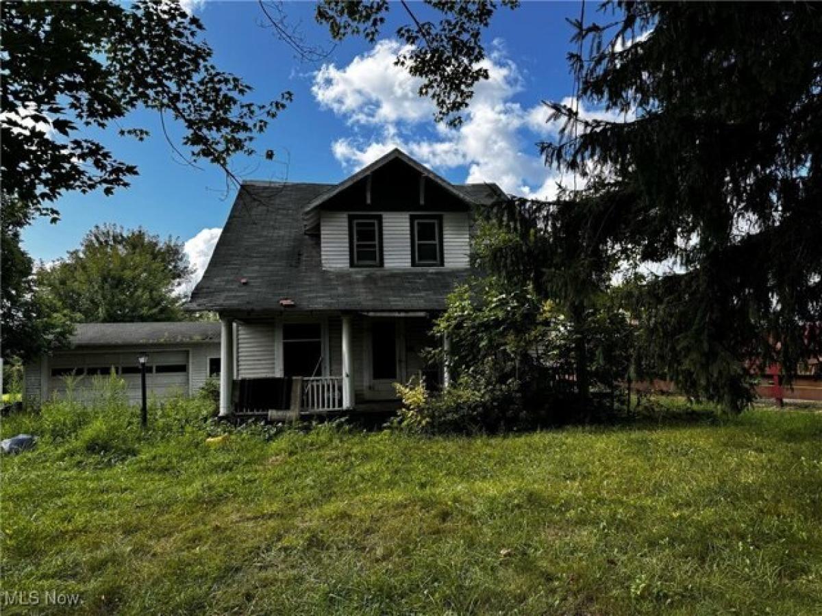 Picture of Home For Sale in Austinburg, Ohio, United States