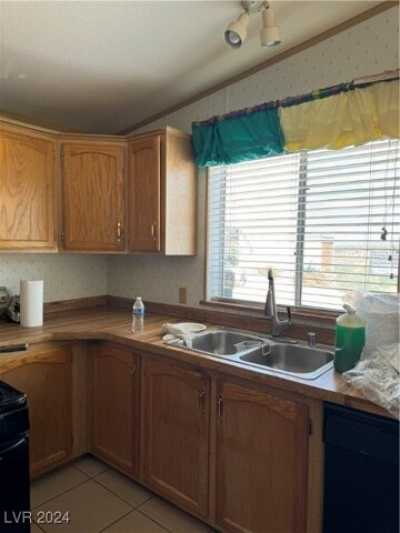 Home For Sale in Jean, Nevada