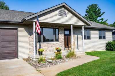 Home For Sale in Holmen, Wisconsin