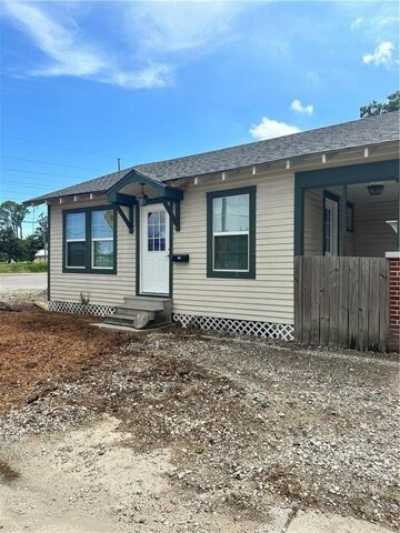 Home For Rent in Norco, Louisiana