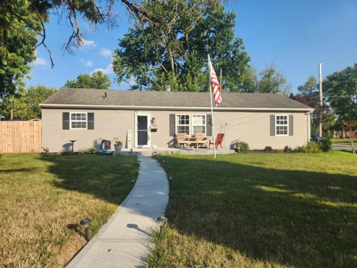 Picture of Home For Sale in West Jefferson, Ohio, United States