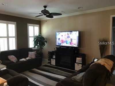 Home For Rent in Lithia, Florida