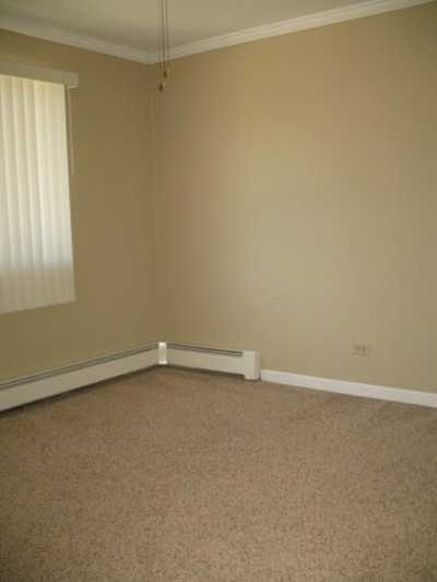 Apartment For Rent in Westmont, Illinois