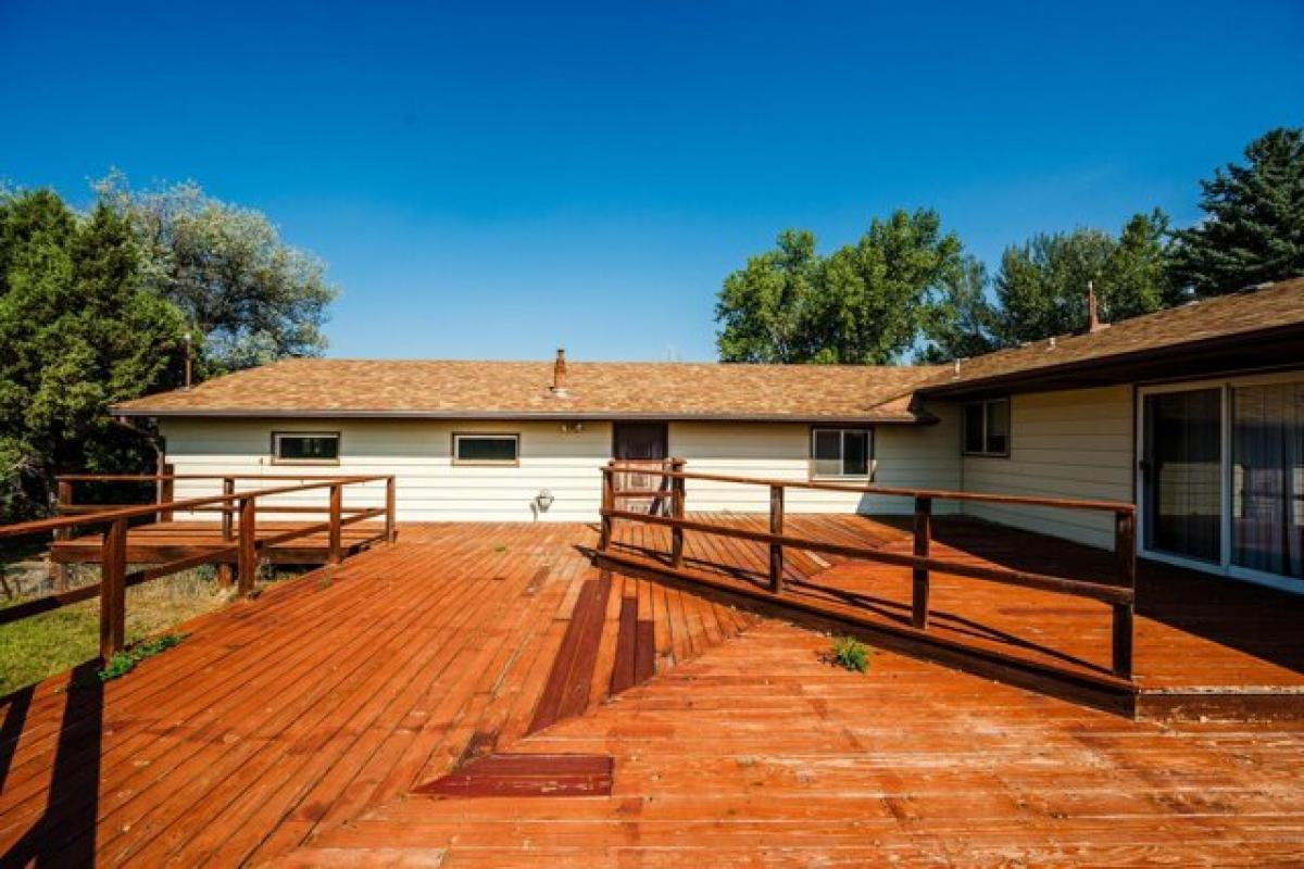 Picture of Home For Sale in Sheridan, Wyoming, United States