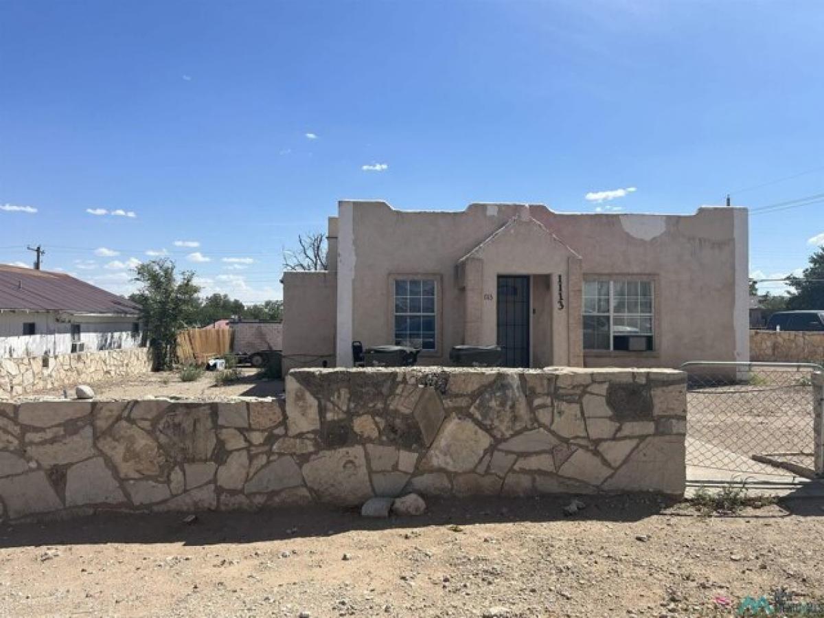 Picture of Home For Sale in Carlsbad, New Mexico, United States