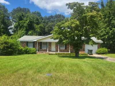 Home For Sale in Dothan, Alabama