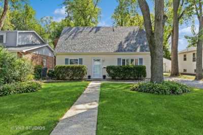 Home For Sale in Homewood, Illinois