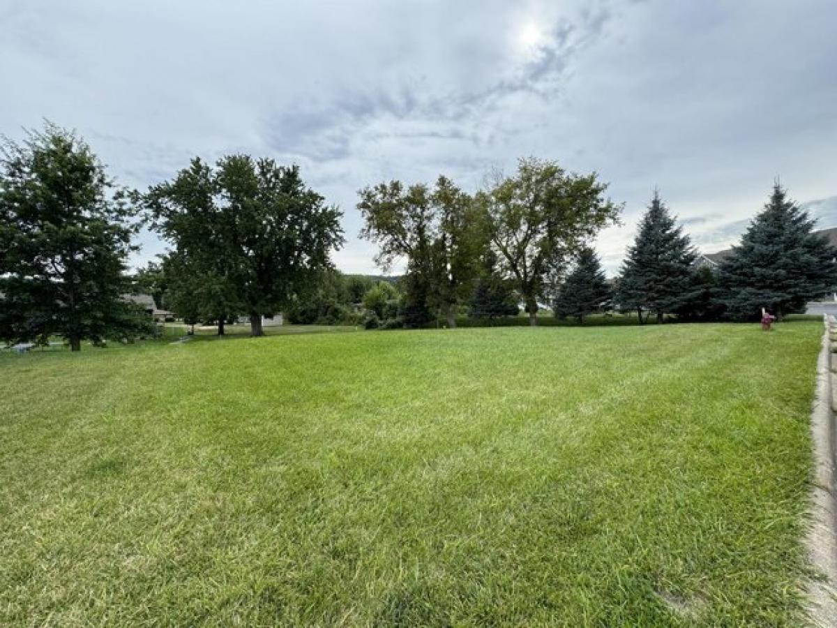 Picture of Residential Land For Sale in La Crescent, Minnesota, United States