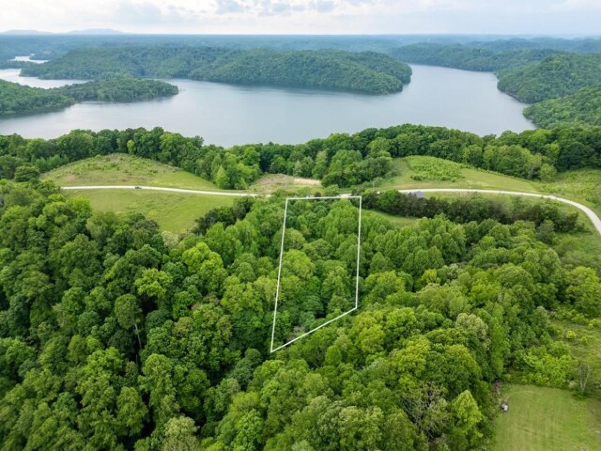 Picture of Residential Land For Sale in Baxter, Tennessee, United States