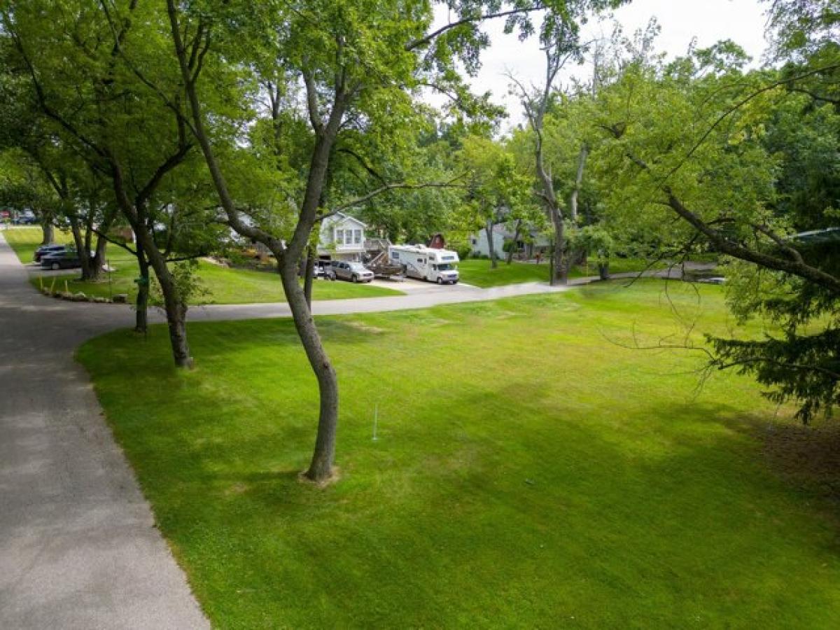 Picture of Residential Land For Sale in West Bloomfield, Michigan, United States