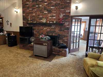 Home For Sale in Mooreland, Oklahoma