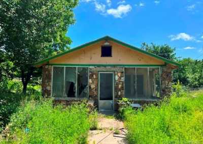 Home For Sale in Eucha, Oklahoma