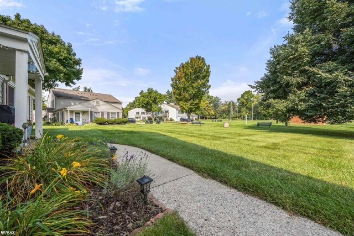 Picture of Home For Sale in Orion, Michigan, United States