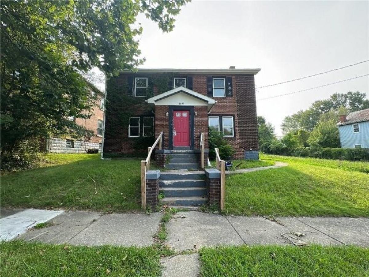 Picture of Home For Sale in Sharon, Pennsylvania, United States