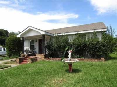 Home For Sale in Arabi, Louisiana