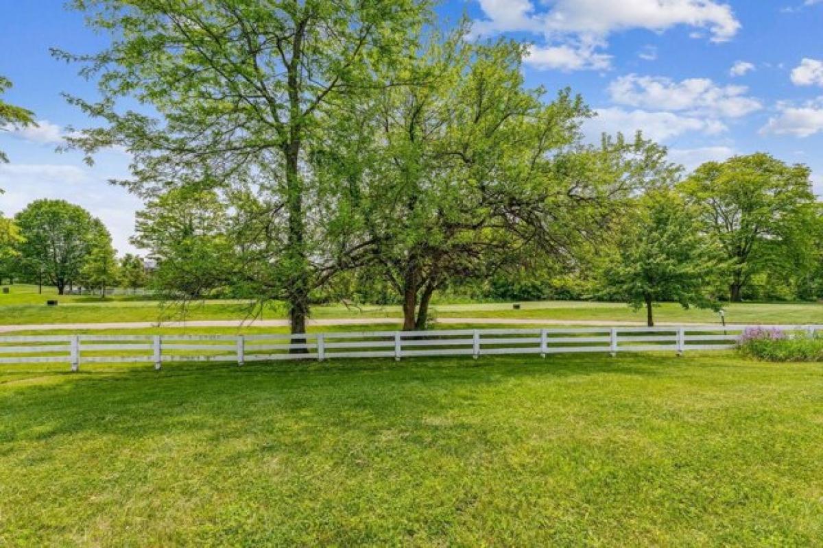 Picture of Residential Land For Sale in New Albany, Ohio, United States