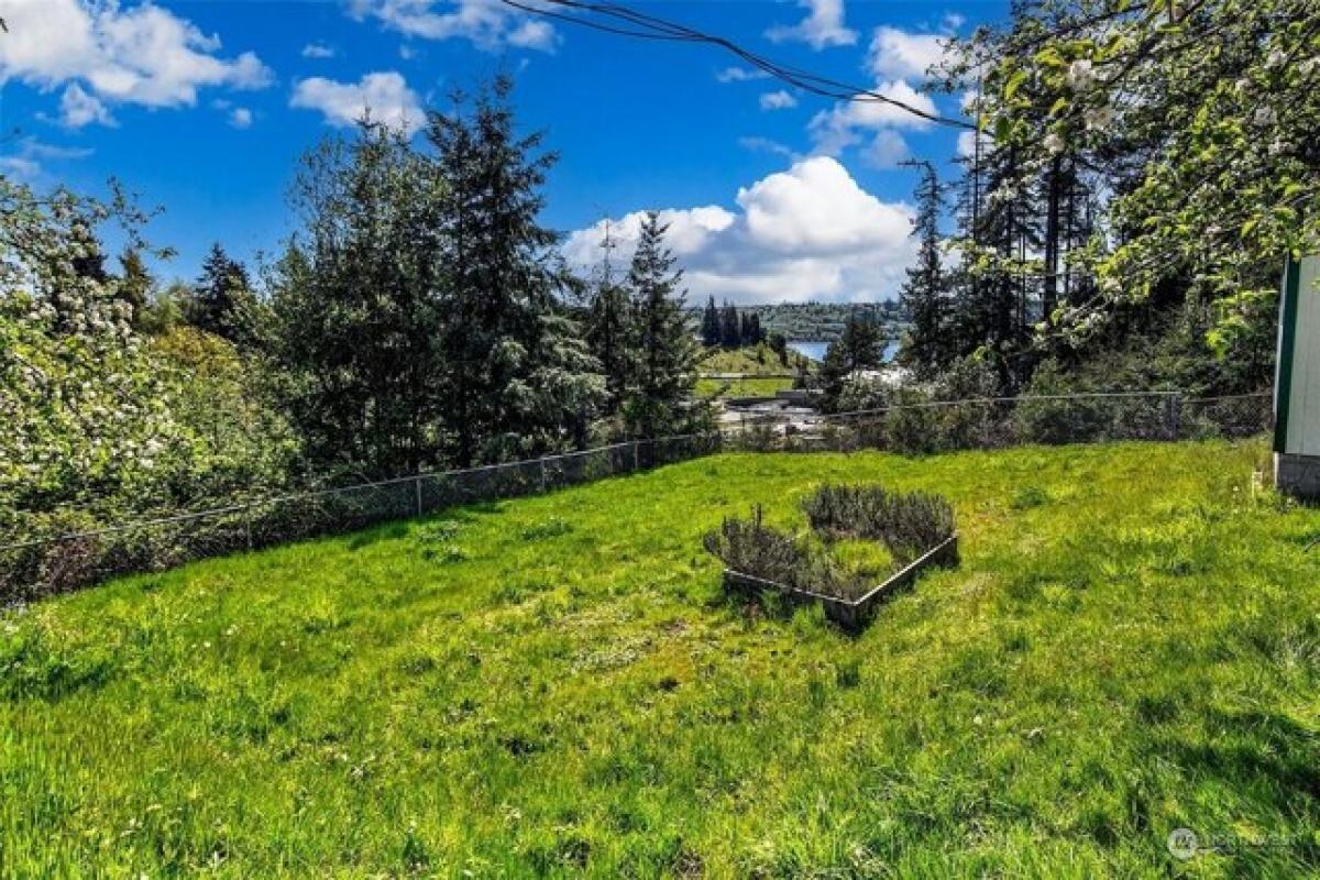 Picture of Home For Sale in Bremerton, Washington, United States