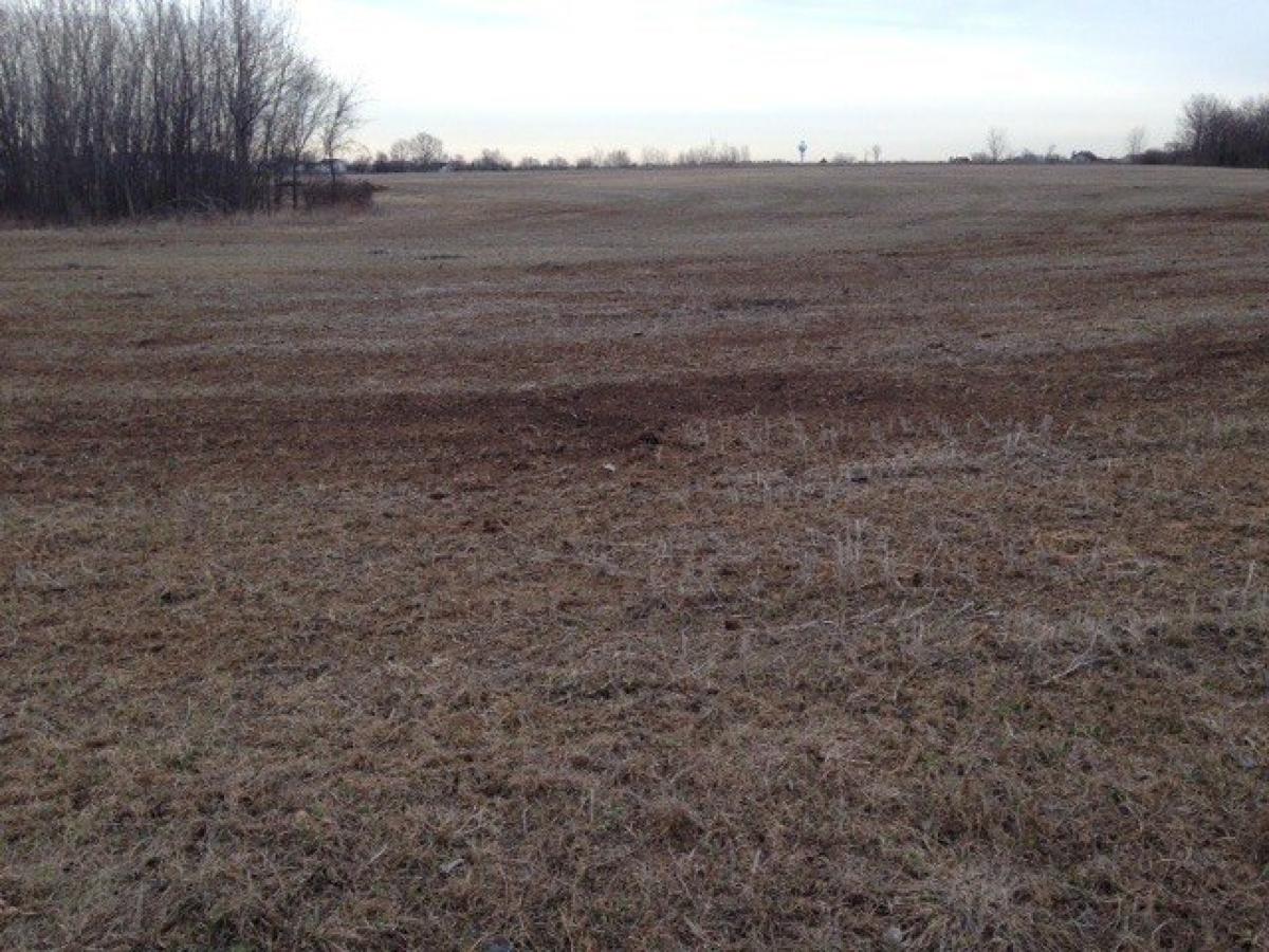 Picture of Residential Land For Sale in Frankfort, Illinois, United States