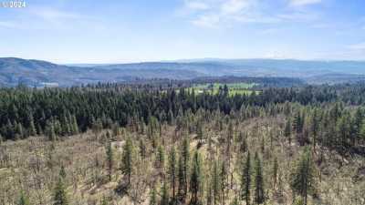 Residential Land For Sale in Lyle, Washington