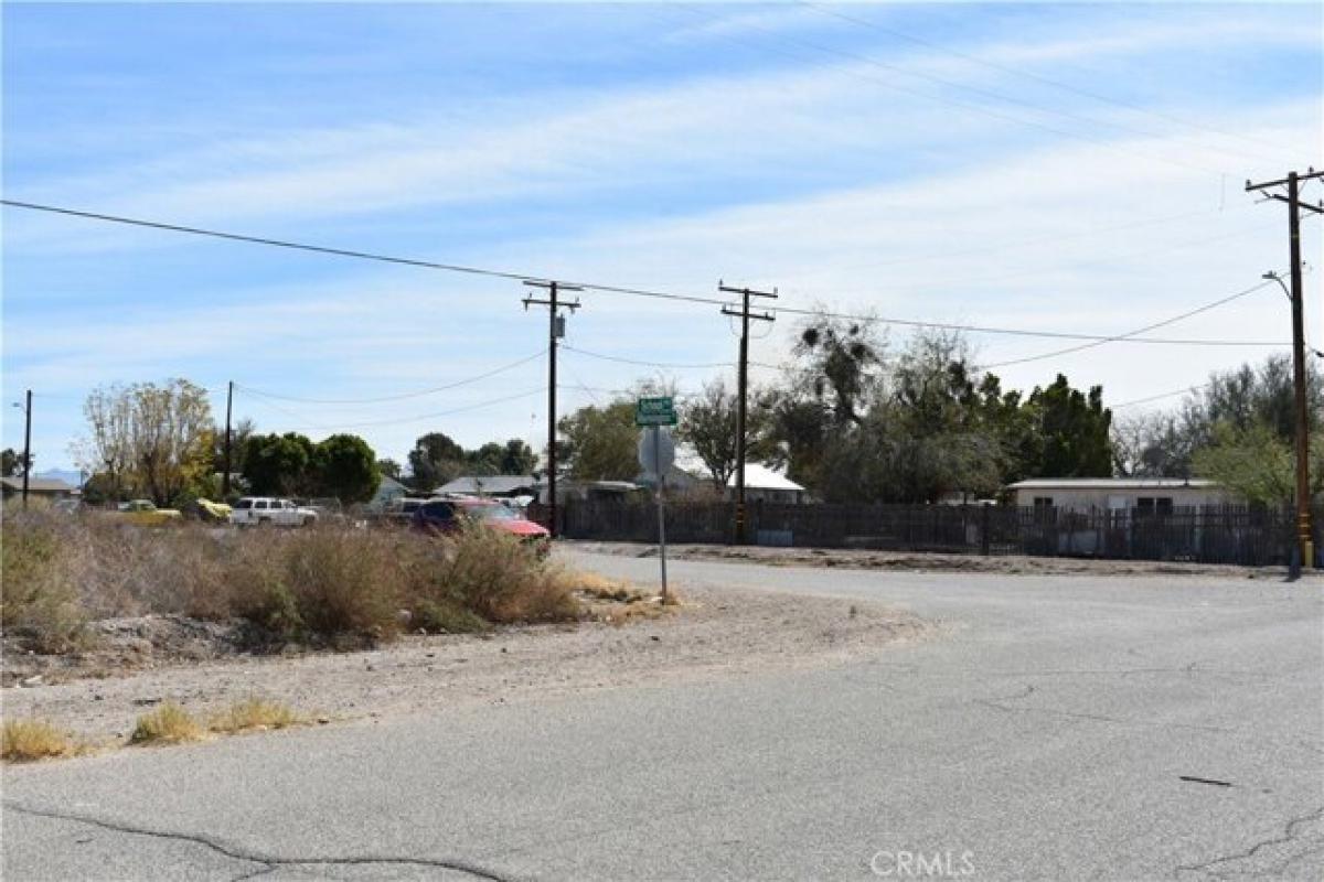 Picture of Residential Land For Sale in Blythe, California, United States