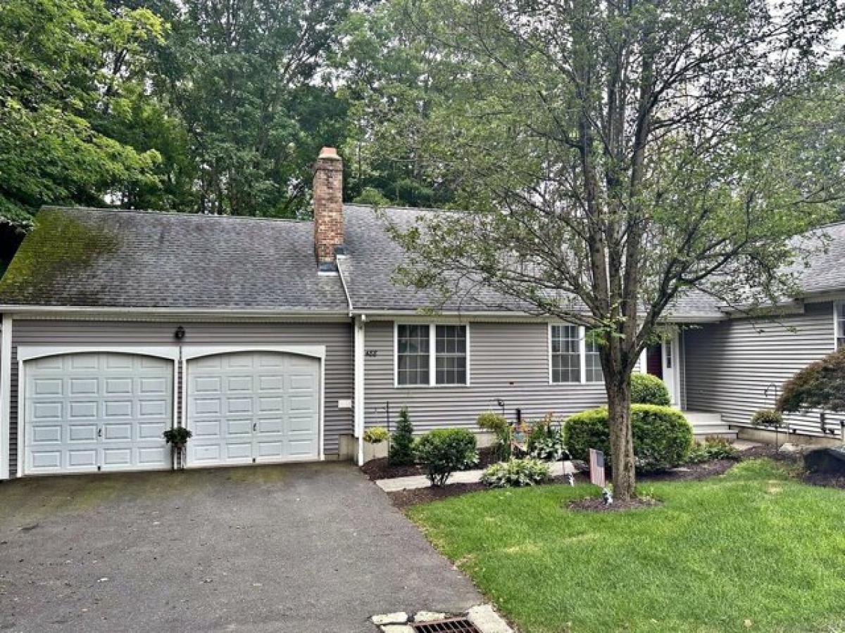 Picture of Home For Rent in Shelton, Connecticut, United States