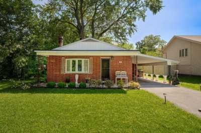 Home For Sale in Markham, Illinois