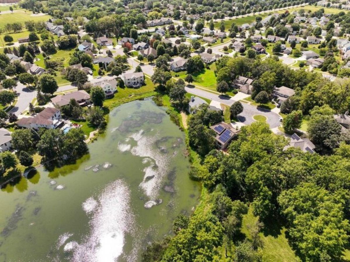 Picture of Home For Sale in Verona, Wisconsin, United States