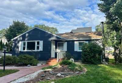 Home For Sale in West Springfield, Massachusetts