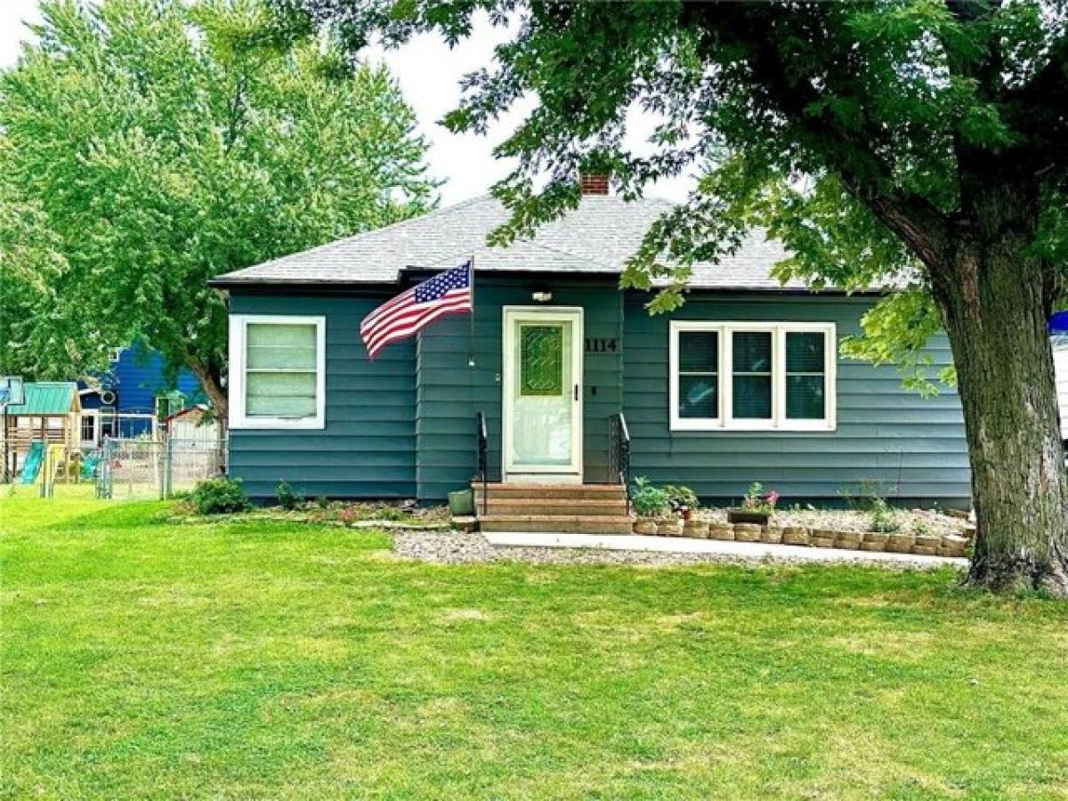 Picture of Home For Sale in Worthington, Minnesota, United States