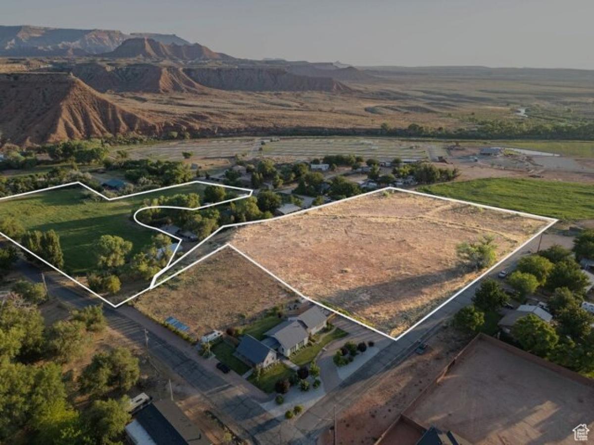 Picture of Residential Land For Sale in Virgin, Utah, United States