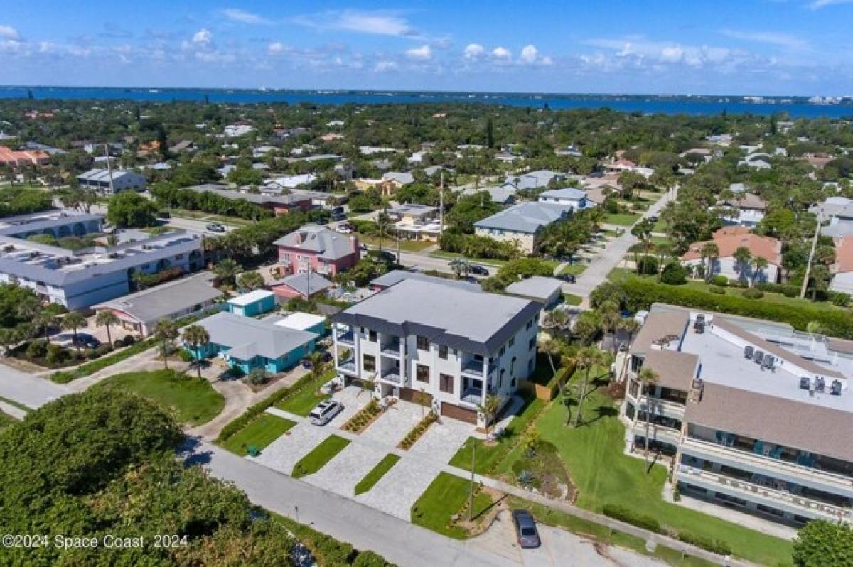 Picture of Home For Sale in Indialantic, Florida, United States