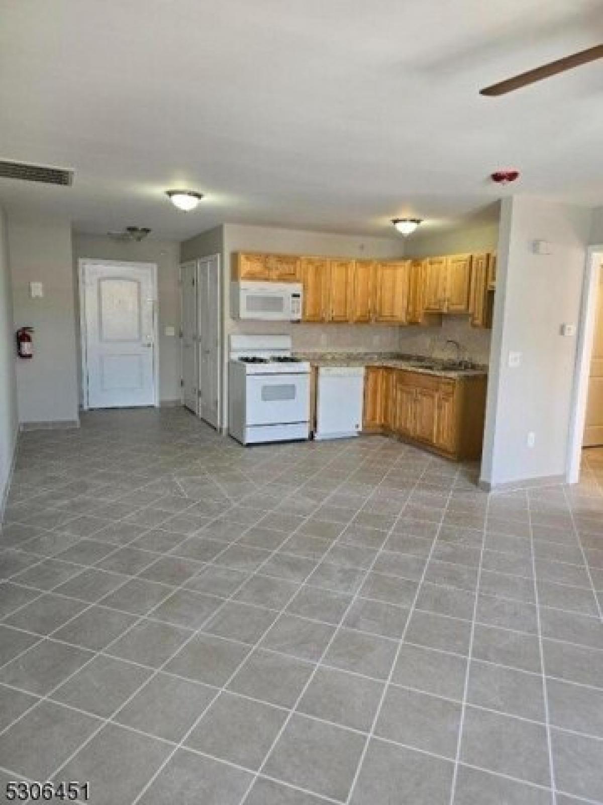 Picture of Apartment For Rent in Kenilworth, New Jersey, United States