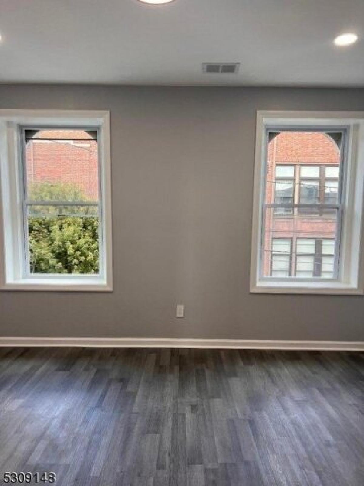 Picture of Apartment For Rent in Newark, New Jersey, United States