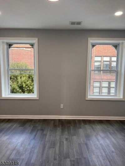 Apartment For Rent in Newark, New Jersey