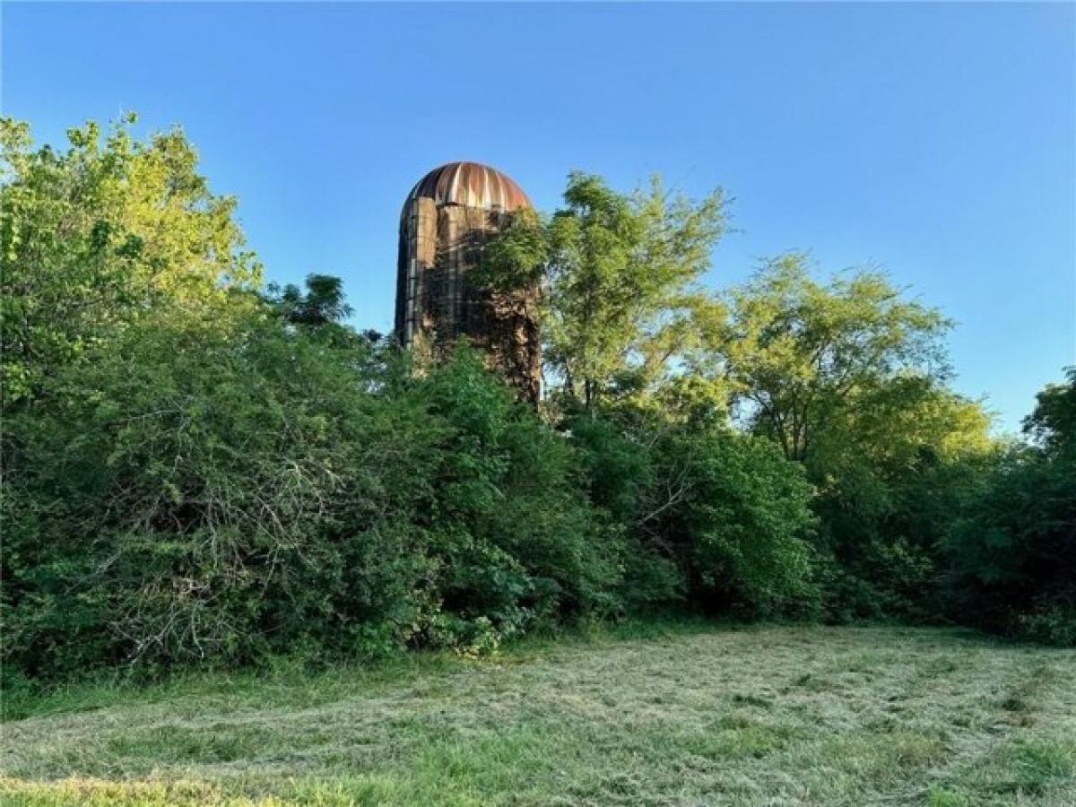 Picture of Home For Sale in Jasper, Alabama, United States