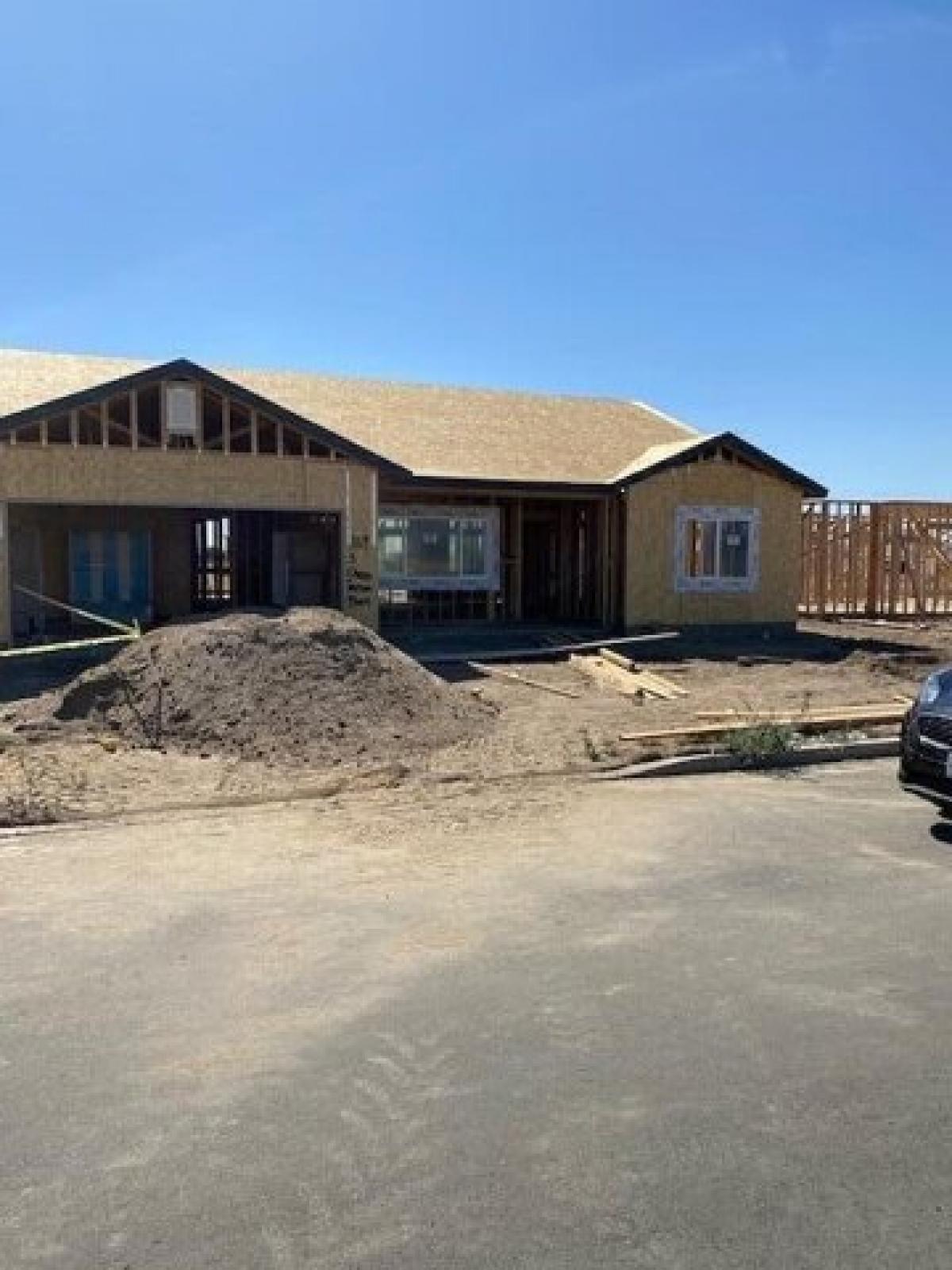 Picture of Home For Sale in Porterville, California, United States