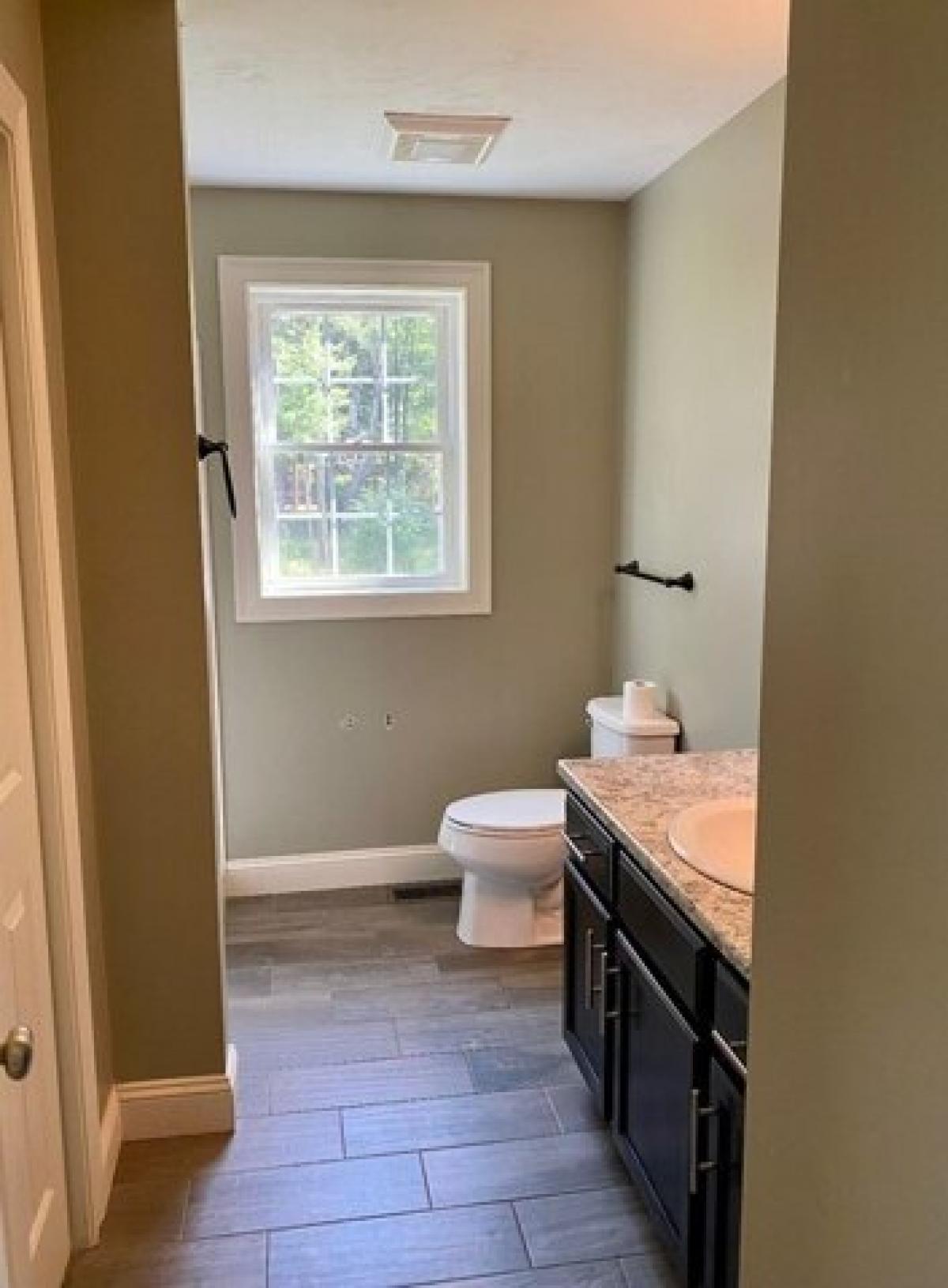 Picture of Home For Rent in Lakeville, Massachusetts, United States