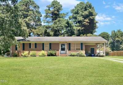 Home For Sale in Sanford, North Carolina