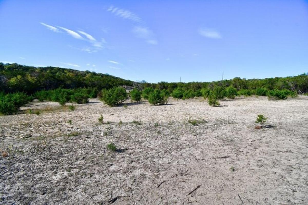 Picture of Residential Land For Sale in Kerrville, Texas, United States