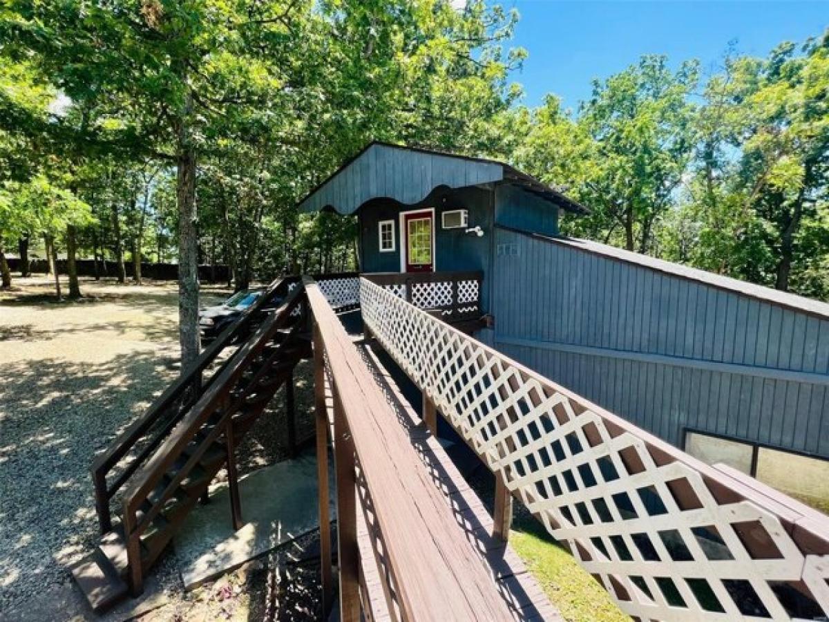 Picture of Home For Sale in Belle, Missouri, United States