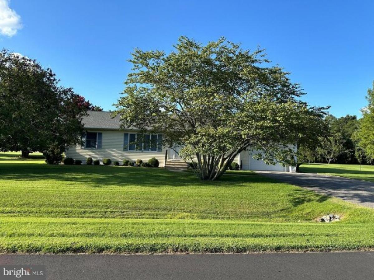 Picture of Home For Sale in Harbeson, Delaware, United States