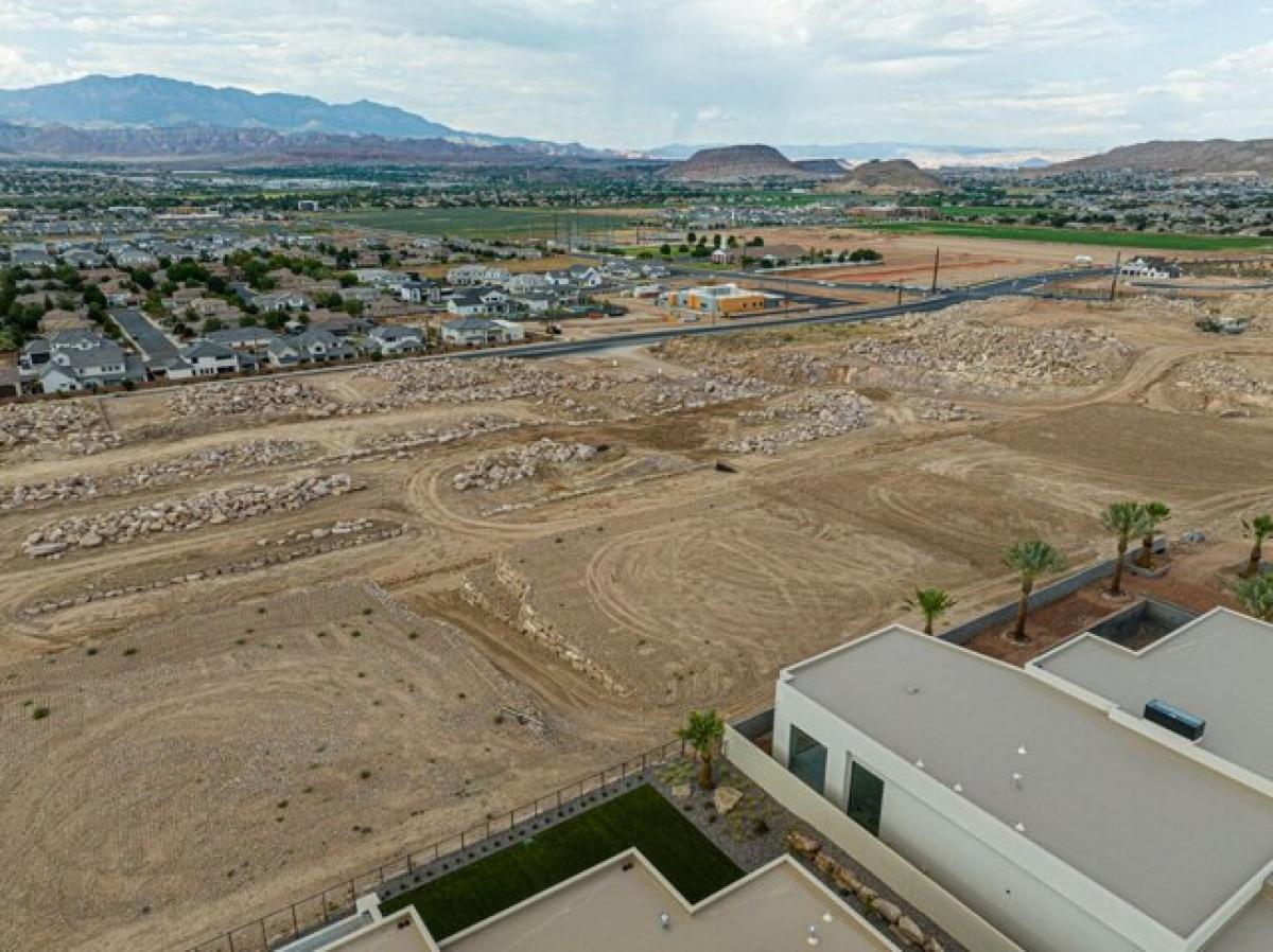 Picture of Residential Land For Sale in Saint George, Utah, United States