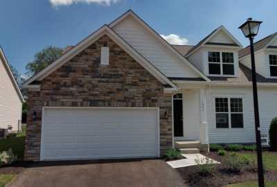 Home For Sale in Grove City, Ohio