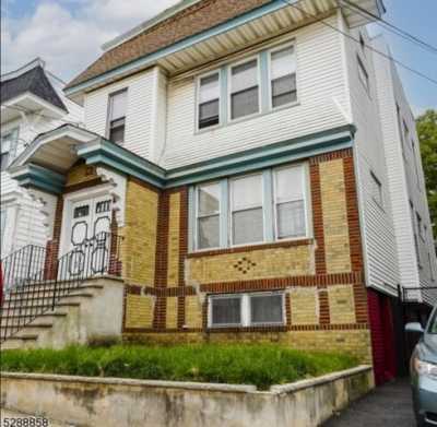 Home For Rent in Irvington, New Jersey