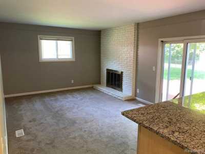 Home For Rent in Troy, Michigan