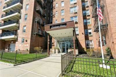 Home For Sale in Yonkers, New York