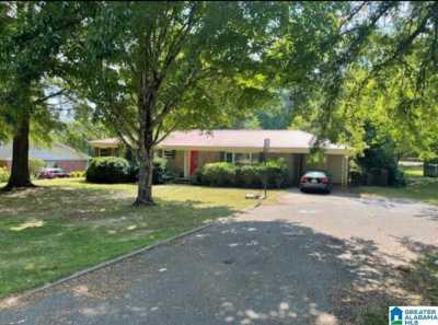 Home For Sale in Sylacauga, Alabama