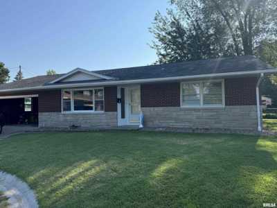 Home For Sale in Quincy, Illinois