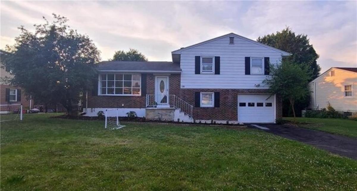 Picture of Home For Rent in Emmaus, Pennsylvania, United States